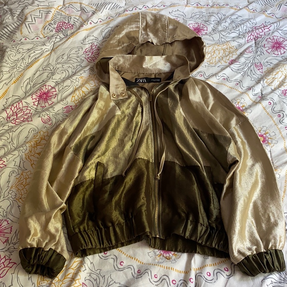 Zara Bomber Jacket perfect for fall🍂